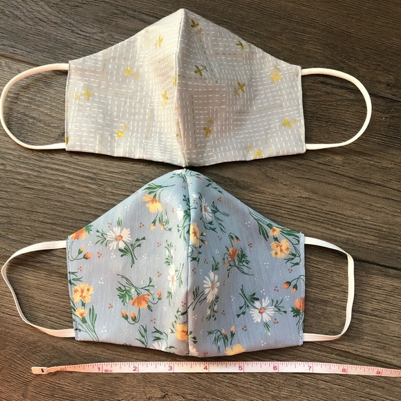 3 Floral Handmade cotton face masks - Picture 5 of 7